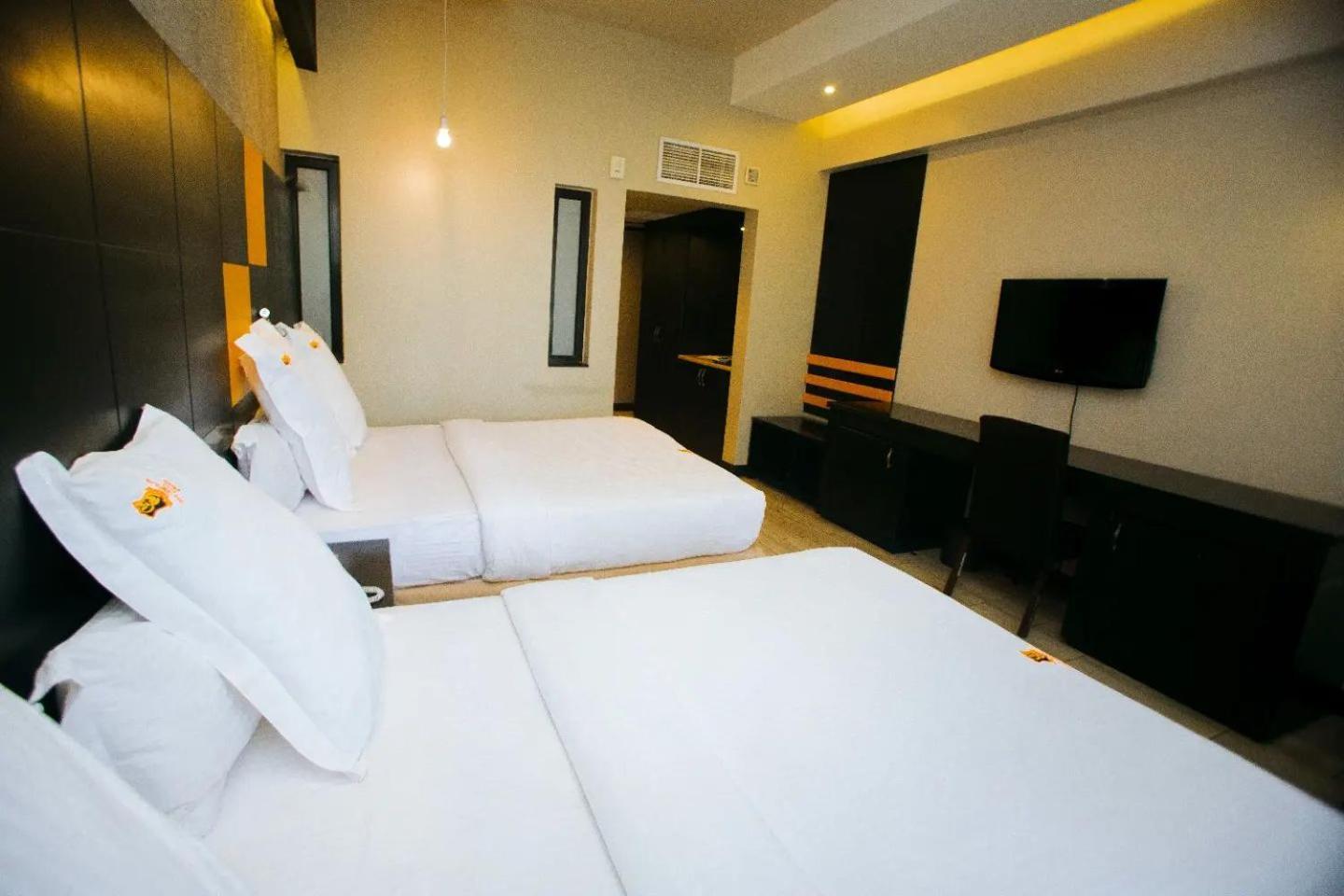 Gold Crest Hotel Mwanza Exterior photo